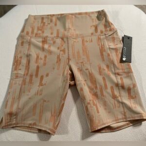 NWT/MONO B Beige and Orange Patterned Women Bikers Shorts, Size XL